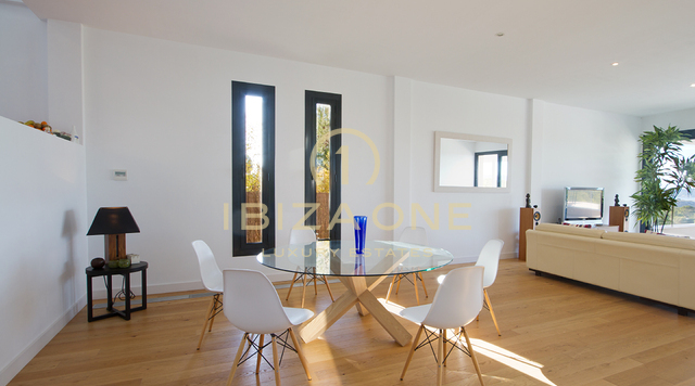 Modern villa with sea views close to Ibiza town and Talamanca for sale, Ibiza - Modern villa with sea views close to Ibiza town and Talamanca for rent, Ibiza