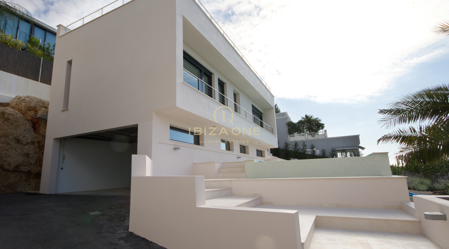 Villa moderne avec vue sur la mer à proximité d'Ibiza et de Talamanca à vendre, Ibiza - Villa moderne avec vue sur la mer à proximité d'Ibiza et de Talamanca à louer, Ibiza