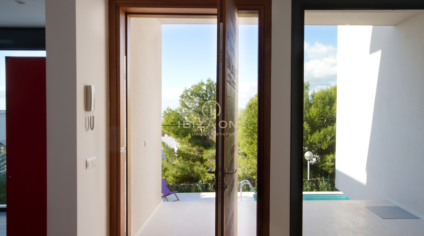 Villa moderne avec vue sur la mer à proximité d'Ibiza et de Talamanca à vendre, Ibiza - Villa moderne avec vue sur la mer à proximité d'Ibiza et de Talamanca à louer, Ibiza