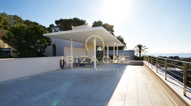 Villa moderne avec vue sur la mer à proximité d'Ibiza et de Talamanca à vendre, Ibiza - Villa moderne avec vue sur la mer à proximité d'Ibiza et de Talamanca à louer, Ibiza