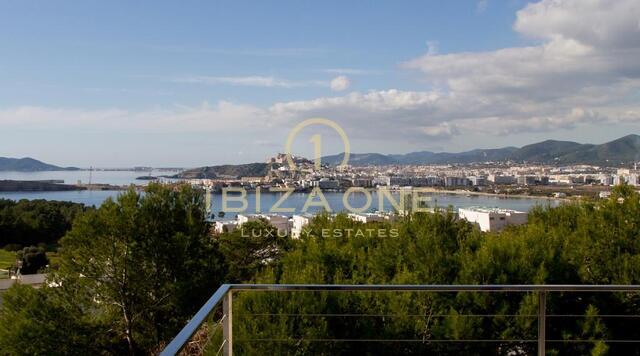 Villa moderna con vista mare vicino alla città di Ibiza e Talamanca in vendita, Ibiza - Villa moderna con vista mare vicino alla città di Ibiza e Talamanca in affitto, Ibiza