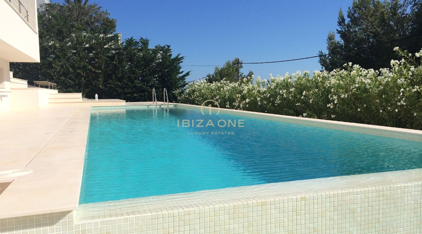 Modern villa with sea views close to Ibiza town and Talamanca for sale, Ibiza - Modern villa with sea views close to Ibiza town and Talamanca for rent, Ibiza