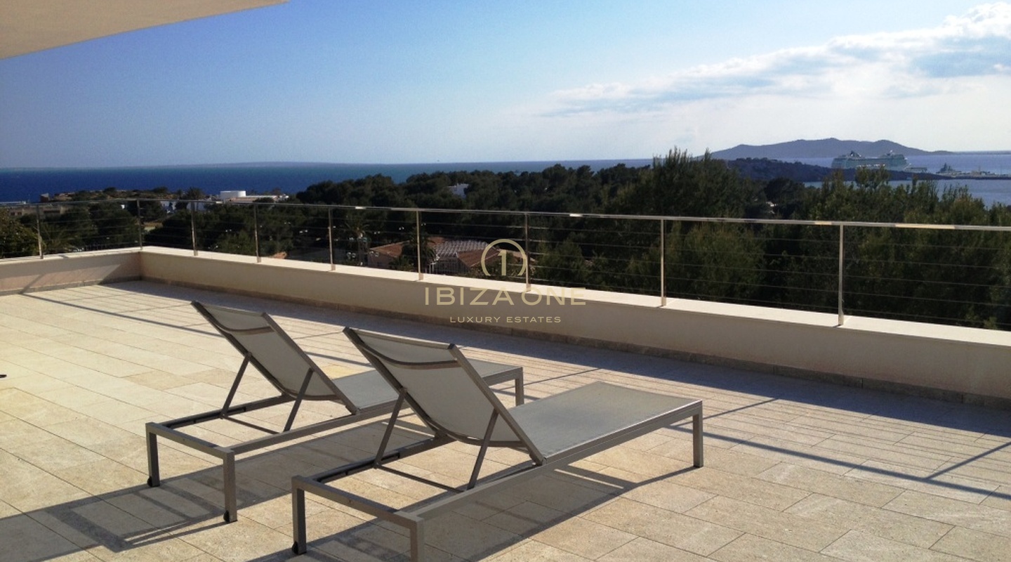 Villa moderne avec vue sur la mer à proximité d'Ibiza et de Talamanca à vendre, Ibiza - Villa moderne avec vue sur la mer à proximité d'Ibiza et de Talamanca à louer, Ibiza