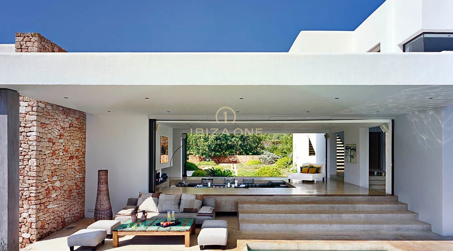 Moderne Luxusvilla inmitten der Natur in der Nähe von Ibiza-Stadt zu verkaufen, Ibiza - Moderne Luxusvilla inmitten der Natur in der Nähe von Ibiza-Stadt zu vermieten, Ibiza