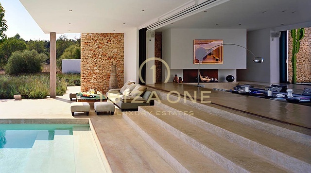 Moderna villa di lusso immersa nella natura vicino alla città di Ibiza in vendita, Ibiza - Moderna villa di lusso immersa nella natura vicino alla città di Ibiza in affitto, Ibiza