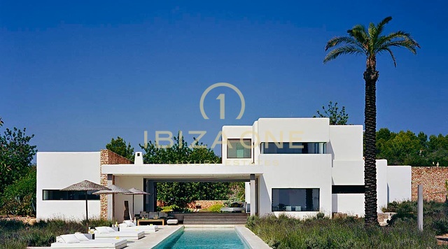 Moderna villa di lusso immersa nella natura vicino alla città di Ibiza in vendita, Ibiza - Moderna villa di lusso immersa nella natura vicino alla città di Ibiza in affitto, Ibiza