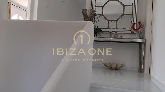 Luxury villa with sea views in Cala Jondal for sale, Ibiza - Luxury villa with sea views in Cala Jondal for rent, Ibiza