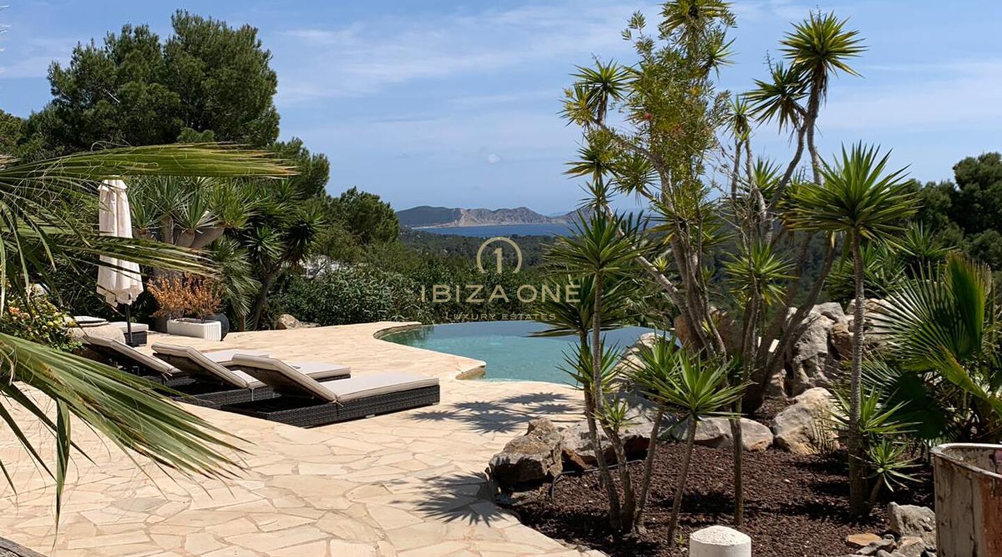 Luxury villa with sea views in Cala Jondal for sale, Ibiza - Luxury villa with sea views in Cala Jondal for rent, Ibiza