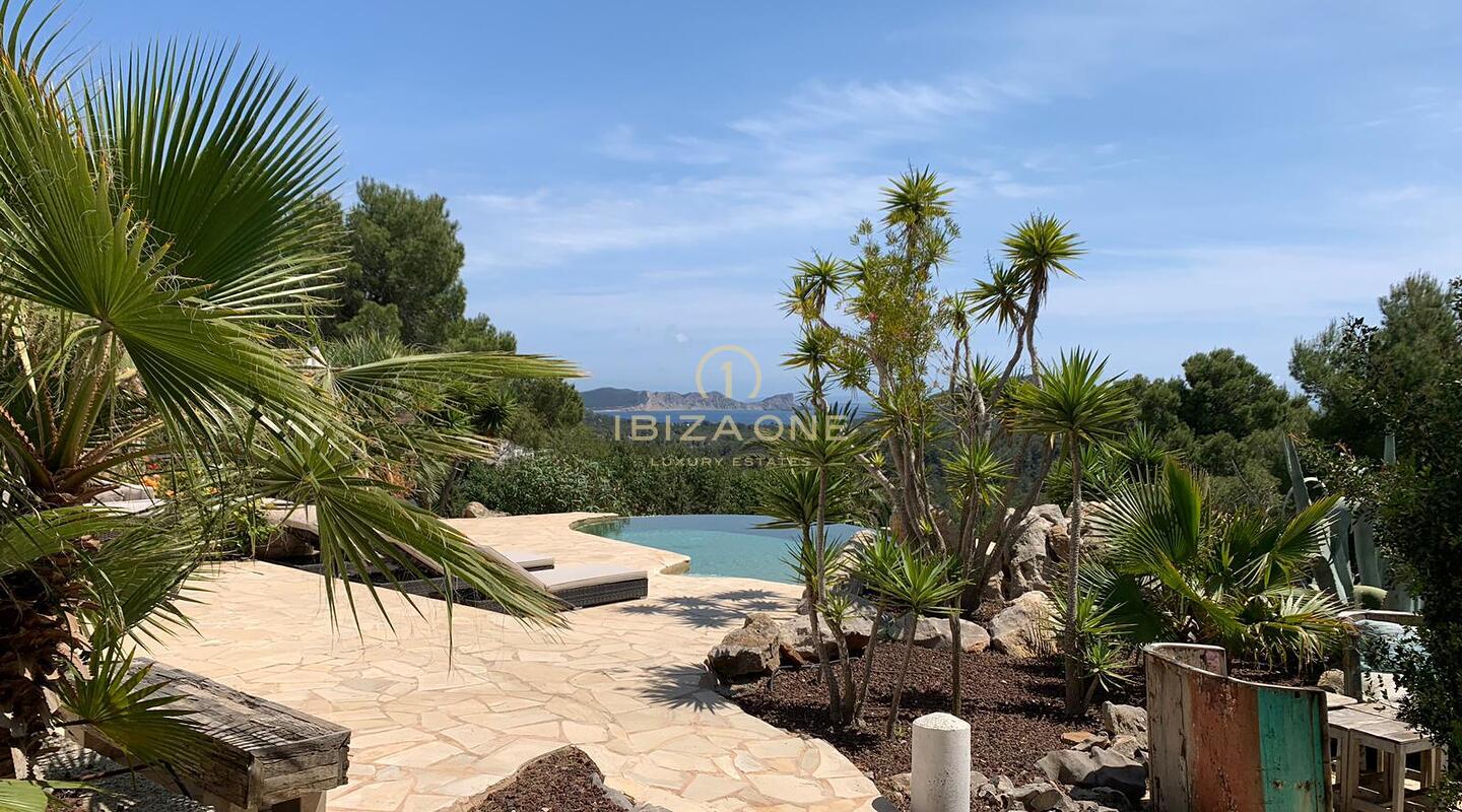 Villa de luxe avec vue sur la mer à Cala Jondal à vendre, Ibiza - Villa de luxe avec vue sur la mer à Cala Jondal à louer, Ibiza