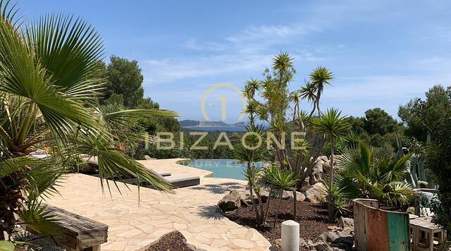 Luxury villa with sea views in Cala Jondal for sale, Ibiza - Luxury villa with sea views in Cala Jondal for rent, Ibiza