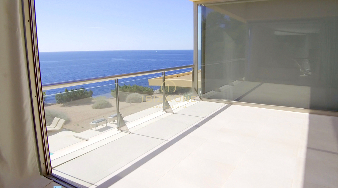 Maison d'eau très moderne avec double plafond dans le quartier très recherché de Porroig à vendre, Ibiza - Maison d'eau très moderne avec double plafond dans le quartier très recherché de Porroig à louer, Ibiza