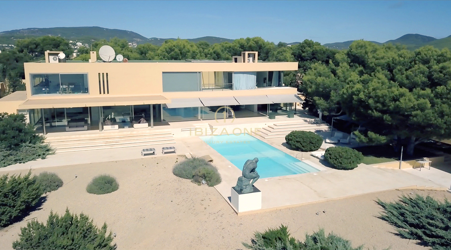 Very modern waterhouse with double sized ceiling at the much sought-after area of Porroig for sale, Ibiza - Very modern waterhouse with double sized ceiling at the much sought-after area of Porroig for rent, Ibiza
