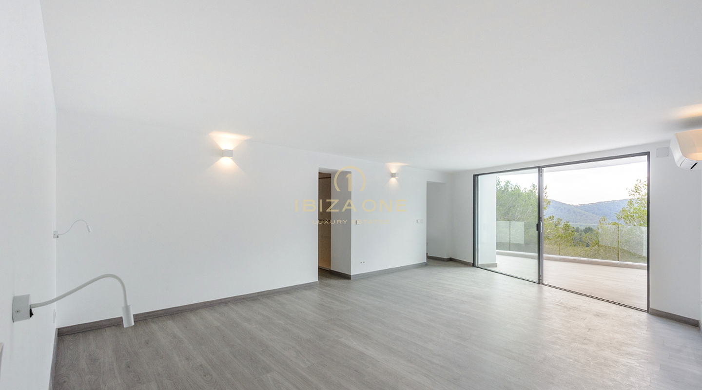 Moderne, neu renovierte Luxusvilla mit absoluter Privatsphäre in Can Furnet mit Blick auf das Meer und Dalt Vila zu verkaufen, Ibiza - Moderne, neu renovierte Luxusvilla mit absoluter Privatsphäre in Can Furnet mit Blick auf das Meer und Dalt Vila zu vermieten, Ibiza