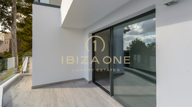 Moderne, onlangs gerenoveerde luxe villa met volledige privacy in Can Furnet met uitzicht op zee en Dalt Vila te koop, Ibiza - Moderne, onlangs gerenoveerde luxe villa met volledige privacy in Can Furnet met uitzicht op zee en Dalt Vila te huur, Ibiza