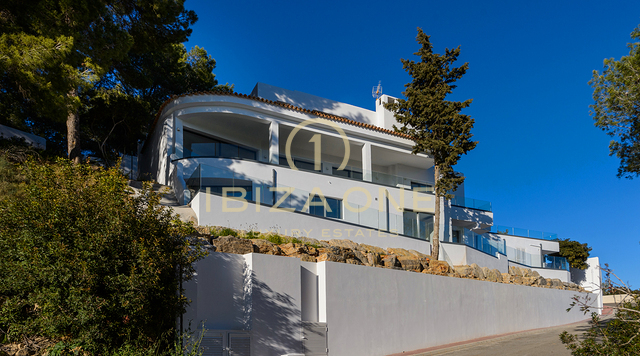 Moderne, onlangs gerenoveerde luxe villa met volledige privacy in Can Furnet met uitzicht op zee en Dalt Vila te koop, Ibiza - Moderne, onlangs gerenoveerde luxe villa met volledige privacy in Can Furnet met uitzicht op zee en Dalt Vila te huur, Ibiza