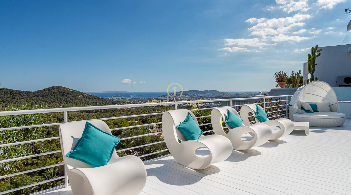 Villa moderna con vistas al mar en Can Furnet en venta, Ibiza - Villa moderna con vistas al mar en Can Furnet en alquiler, Ibiza