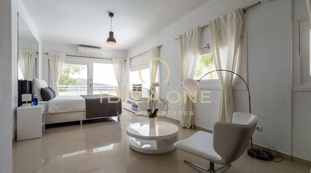 Moderne Villa mit Meerblick in Can Furnet zu verkaufen, Ibiza - Moderne Villa mit Meerblick in Can Furnet zu vermieten, Ibiza