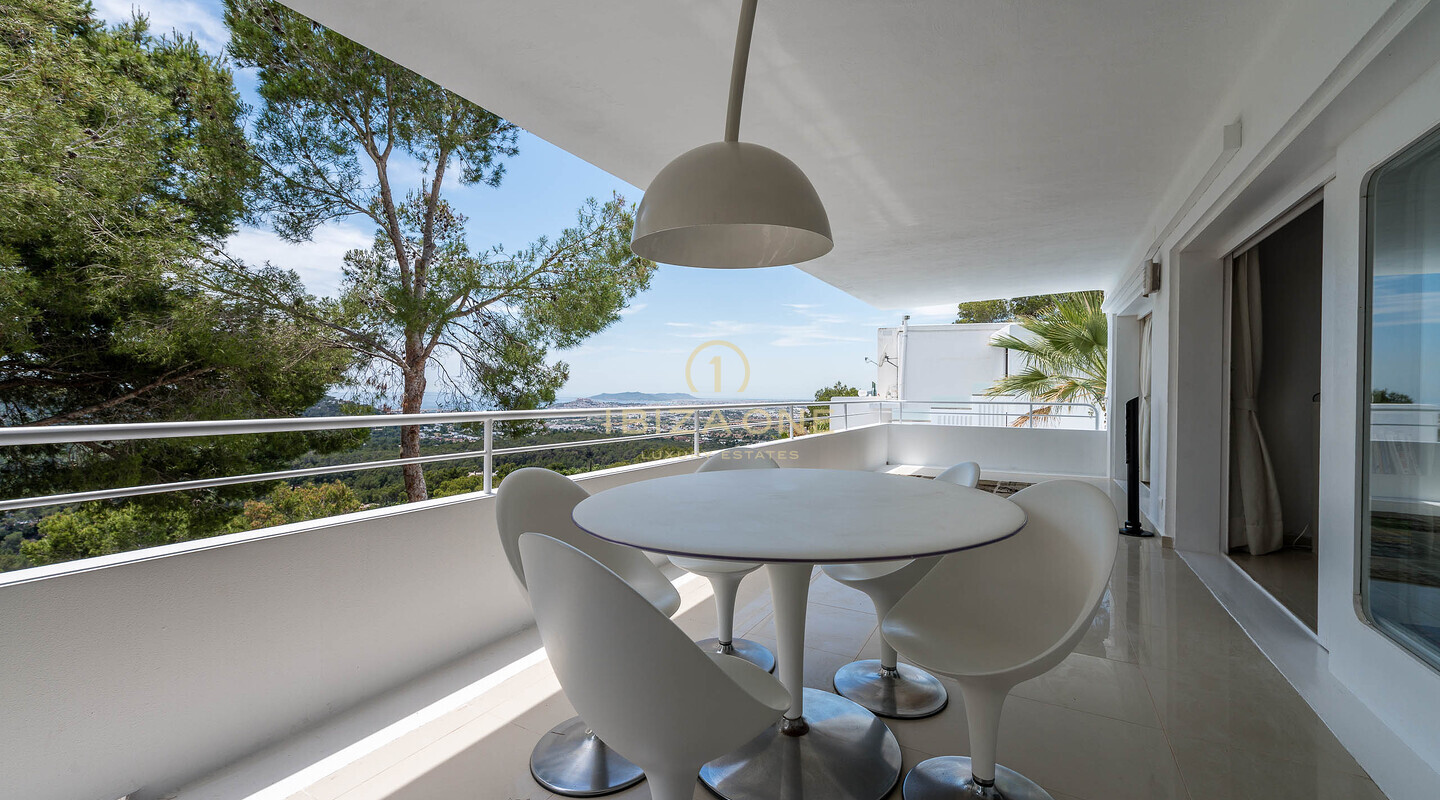 Villa moderne avec vue sur la mer à vendre à Can Furnet, Ibiza - Villa moderne avec vue sur la mer à louer à Can Furnet, Ibiza