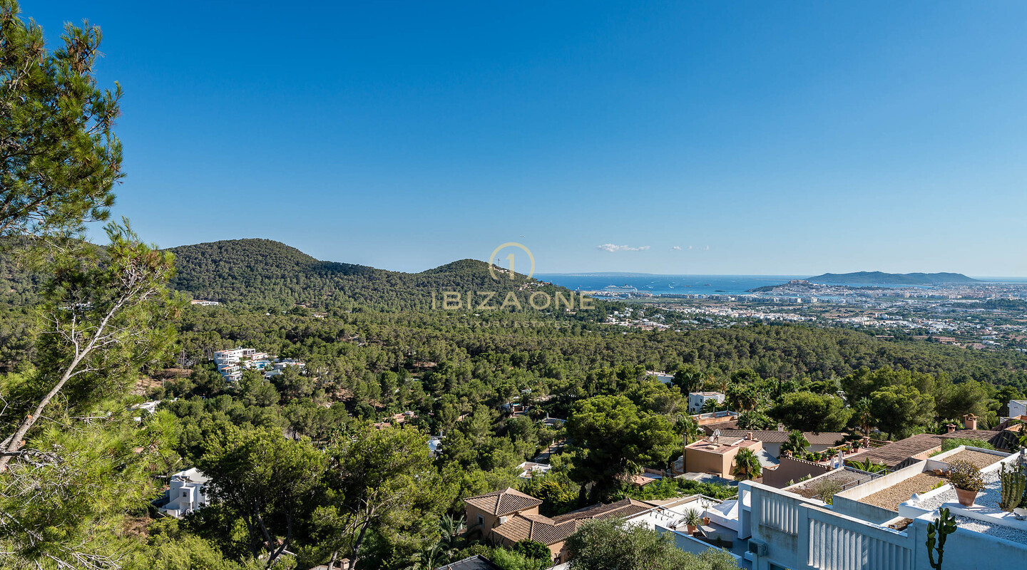 Villa moderne avec vue sur la mer à vendre à Can Furnet, Ibiza - Villa moderne avec vue sur la mer à louer à Can Furnet, Ibiza