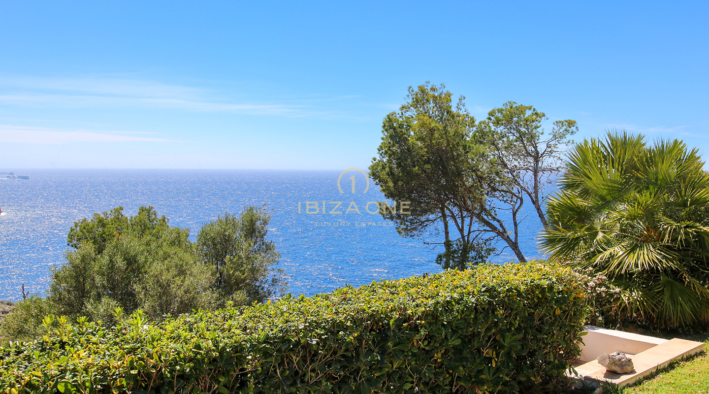 Exclusiva propiedad con vistas al mar y piscina de agua salada en venta en Mallorca - Exclusiva propiedad con vistas al mar y piscina de agua salada en alquiler en Mallorca