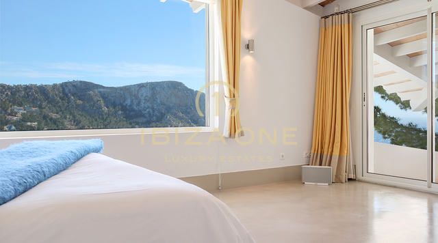 Exclusive sea view property with saltwater pool in Mallorca for sale, Mallorca - Exclusive sea view property with saltwater pool in Mallorca for rent, Mallorca