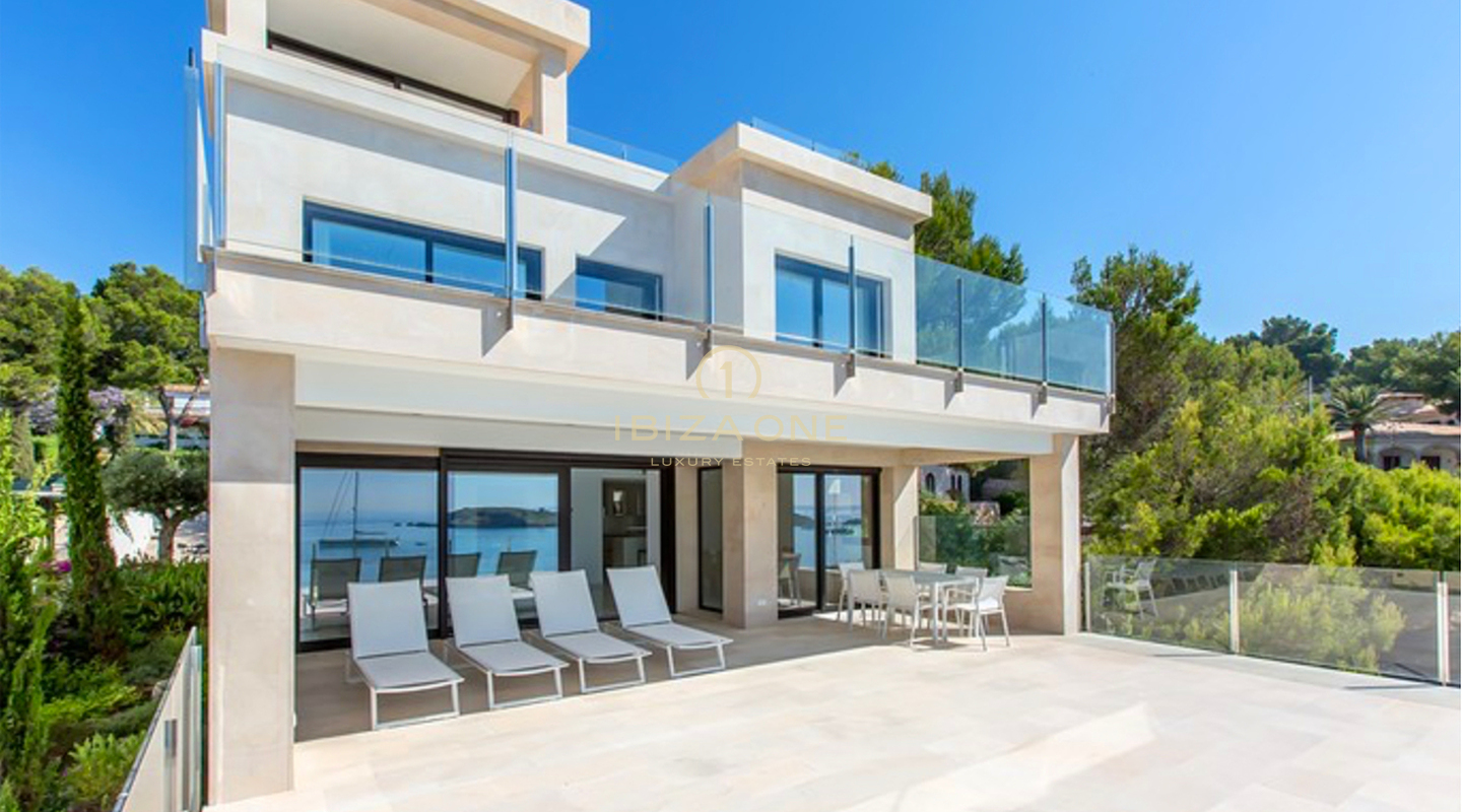 Villa aan de eerste zeelijn met privétoegang tot de zee en apart gastenverblijf op Mallorca te koop, Mallorca - Villa aan de eerste zeelijn met privétoegang tot de zee en apart gastenverblijf op Mallorca te huur, Mallorca