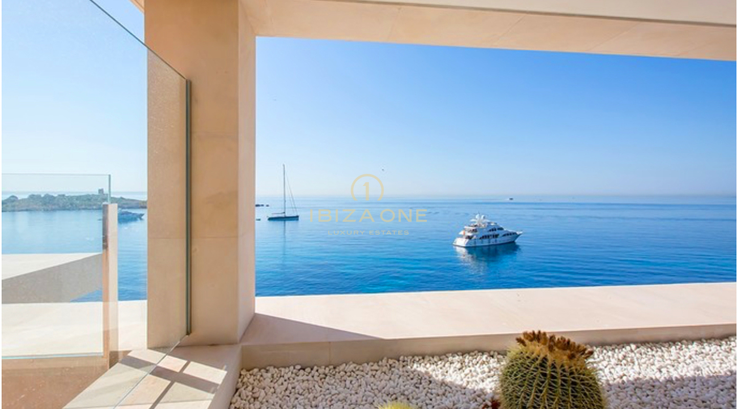 Villa aan de eerste zeelijn met privétoegang tot de zee en apart gastenverblijf op Mallorca te koop, Mallorca - Villa aan de eerste zeelijn met privétoegang tot de zee en apart gastenverblijf op Mallorca te huur, Mallorca