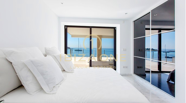 Villa en primera línea de mar con acceso privado al mar y apartamento de invitados independiente en Mallorca en venta, Mallorca - Villa en primera línea de mar con acceso privado al mar y apartamento de invitados independiente en Mallorca en alquiler, Mallorca