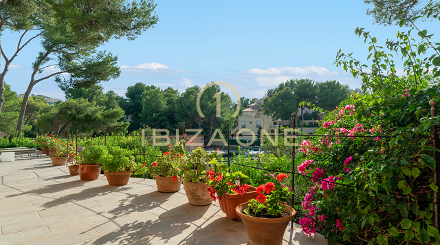 Villa mediterranea in prima linea con accesso diretto al porto turistico di Maiorca in vendita, Maiorca - Villa mediterranea in prima linea con accesso diretto al porto turistico di Maiorca in affitto, Maiorca