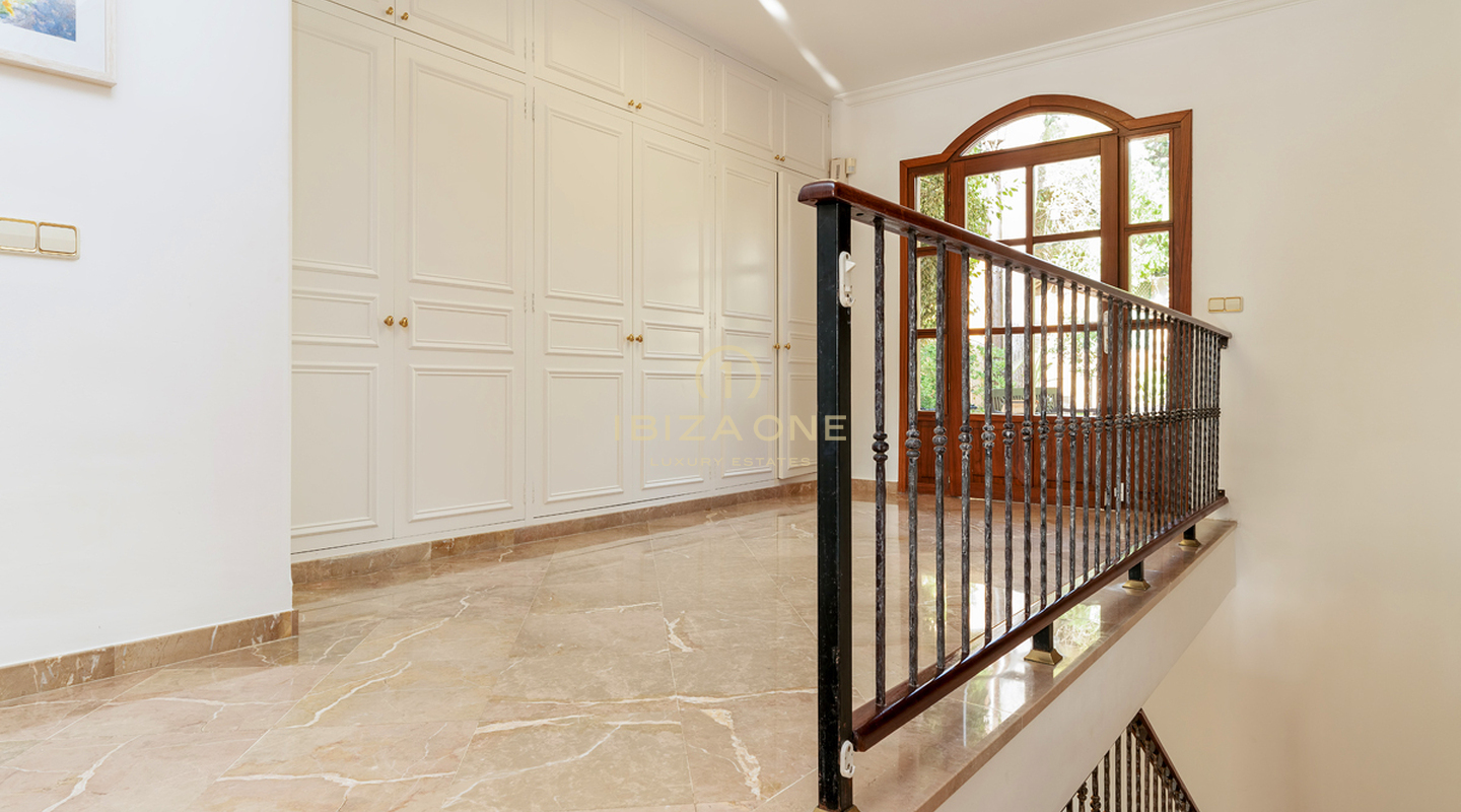Villa mediterranea in prima linea con accesso diretto al porto turistico di Maiorca in vendita, Maiorca - Villa mediterranea in prima linea con accesso diretto al porto turistico di Maiorca in affitto, Maiorca