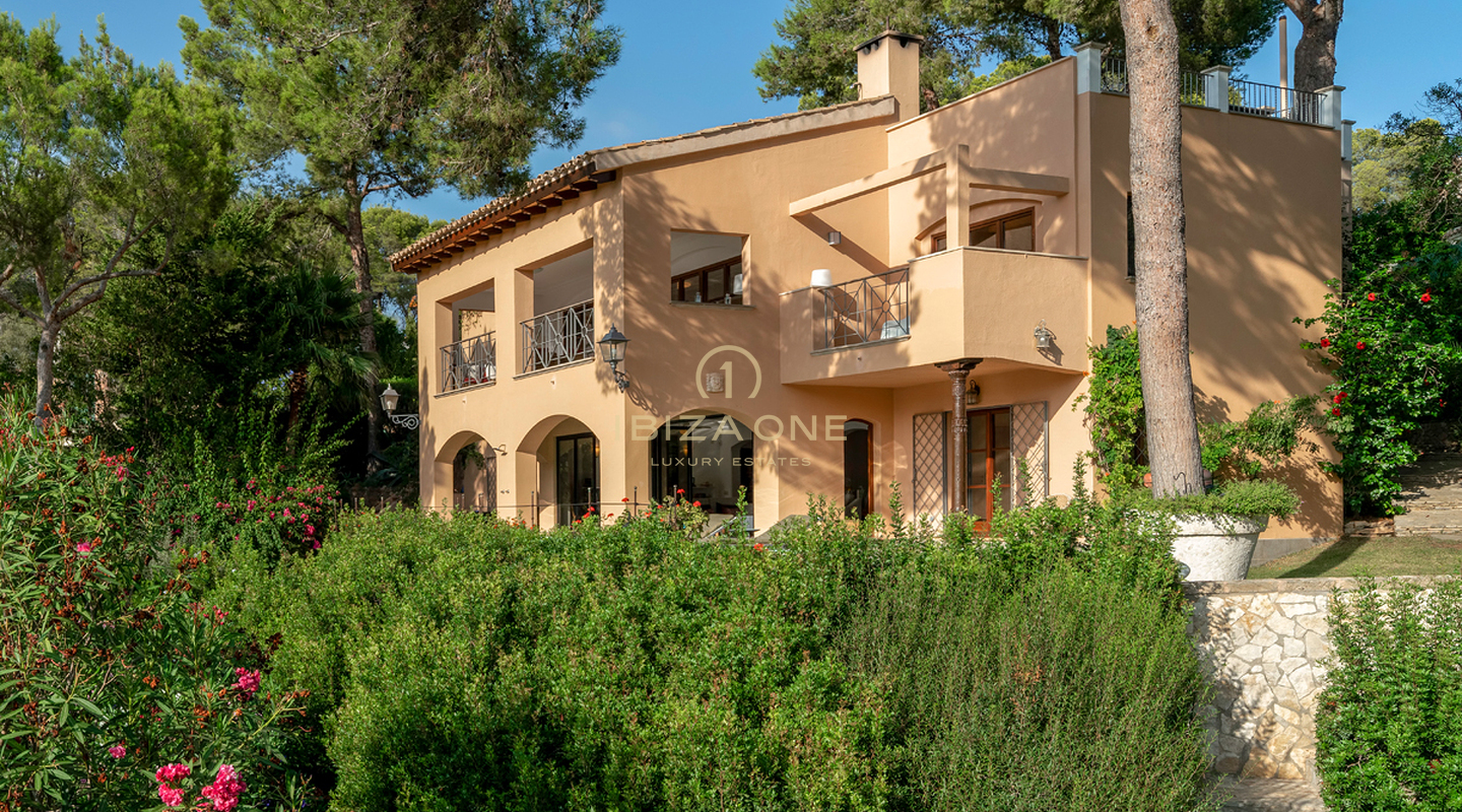 Villa mediterránea en primera línea con acceso directo al puerto deportivo de Mallorca en venta, Mallorca - Villa mediterránea en primera línea con acceso directo al puerto deportivo de Mallorca en alquiler, Mallorca