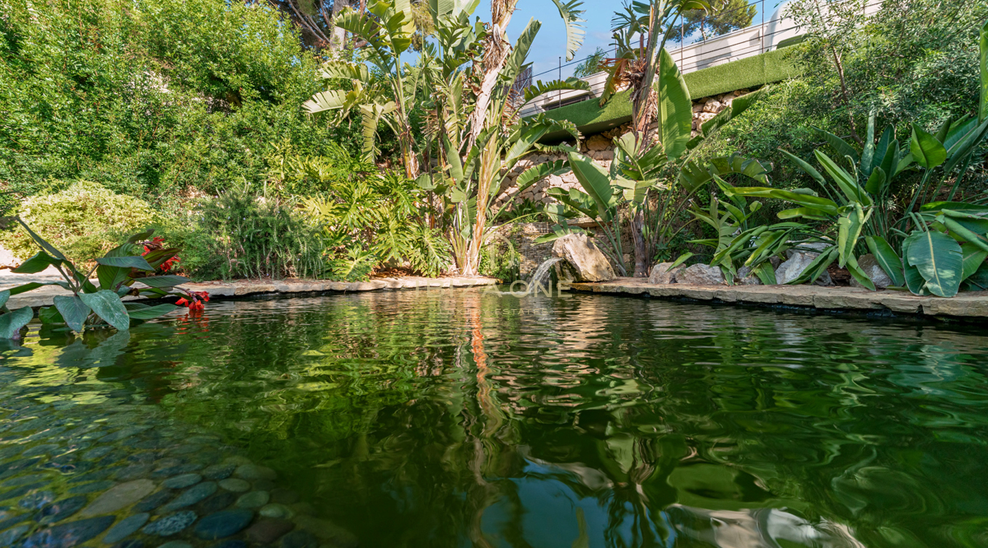 Villa méditerranéenne en première ligne avec accès direct à la marina de Majorque à vendre, Majorque - Villa méditerranéenne en première ligne avec accès direct à la marina de Majorque à louer, Majorque