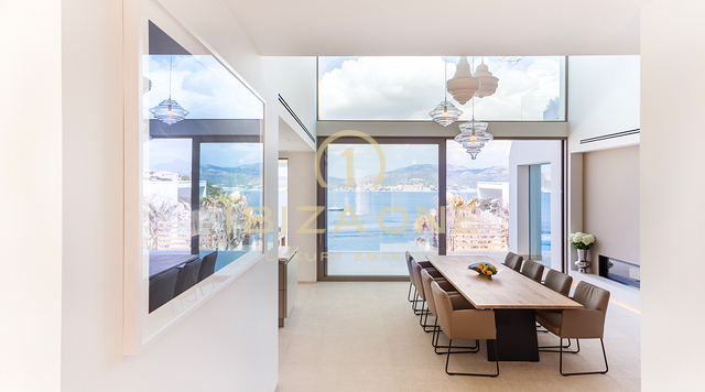 Luxusimmobilie in erster Meereslinie mit separatem Gästeapartment auf Mallorca zu verkaufen, Mallorca - Luxusimmobilie in erster Meereslinie mit separatem Gästeapartment auf Mallorca zu vermieten, Mallorca