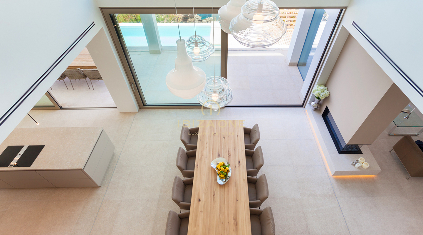 First line luxury property with separate guest apartment in Mallorca for sale, Mallorca - First line luxury property with separate guest apartment in Mallorca for rent, Mallorca