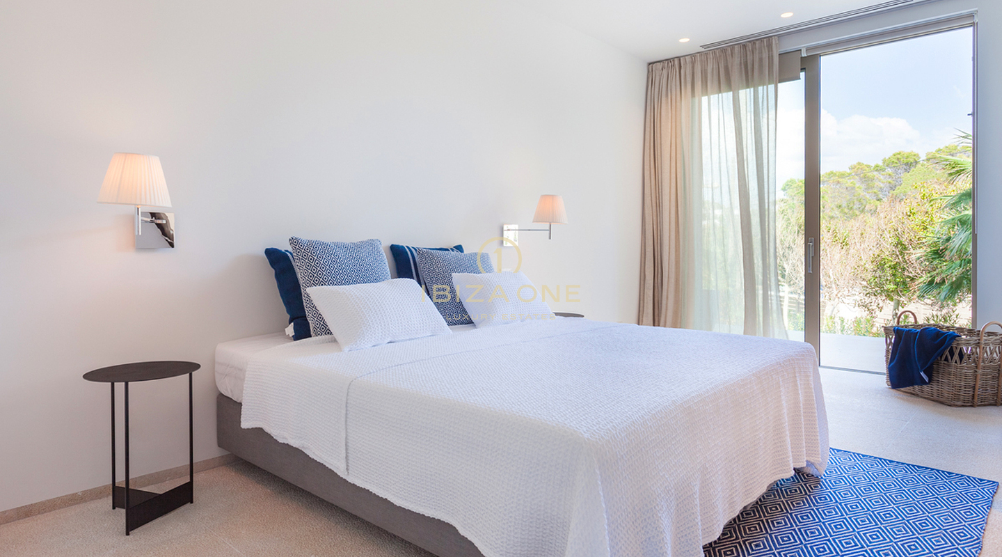 Luxe woning op de eerste lijn met apart gastenverblijf op Mallorca te koop, Mallorca - Luxe woning op de eerste lijn met apart gastenverblijf op Mallorca te huur, Mallorca