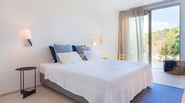 Luxusimmobilie in erster Meereslinie mit separatem Gästeapartment auf Mallorca zu verkaufen, Mallorca - Luxusimmobilie in erster Meereslinie mit separatem Gästeapartment auf Mallorca zu vermieten, Mallorca