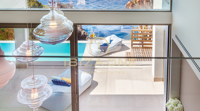 Luxusimmobilie in erster Meereslinie mit separatem Gästeapartment auf Mallorca zu verkaufen, Mallorca - Luxusimmobilie in erster Meereslinie mit separatem Gästeapartment auf Mallorca zu vermieten, Mallorca