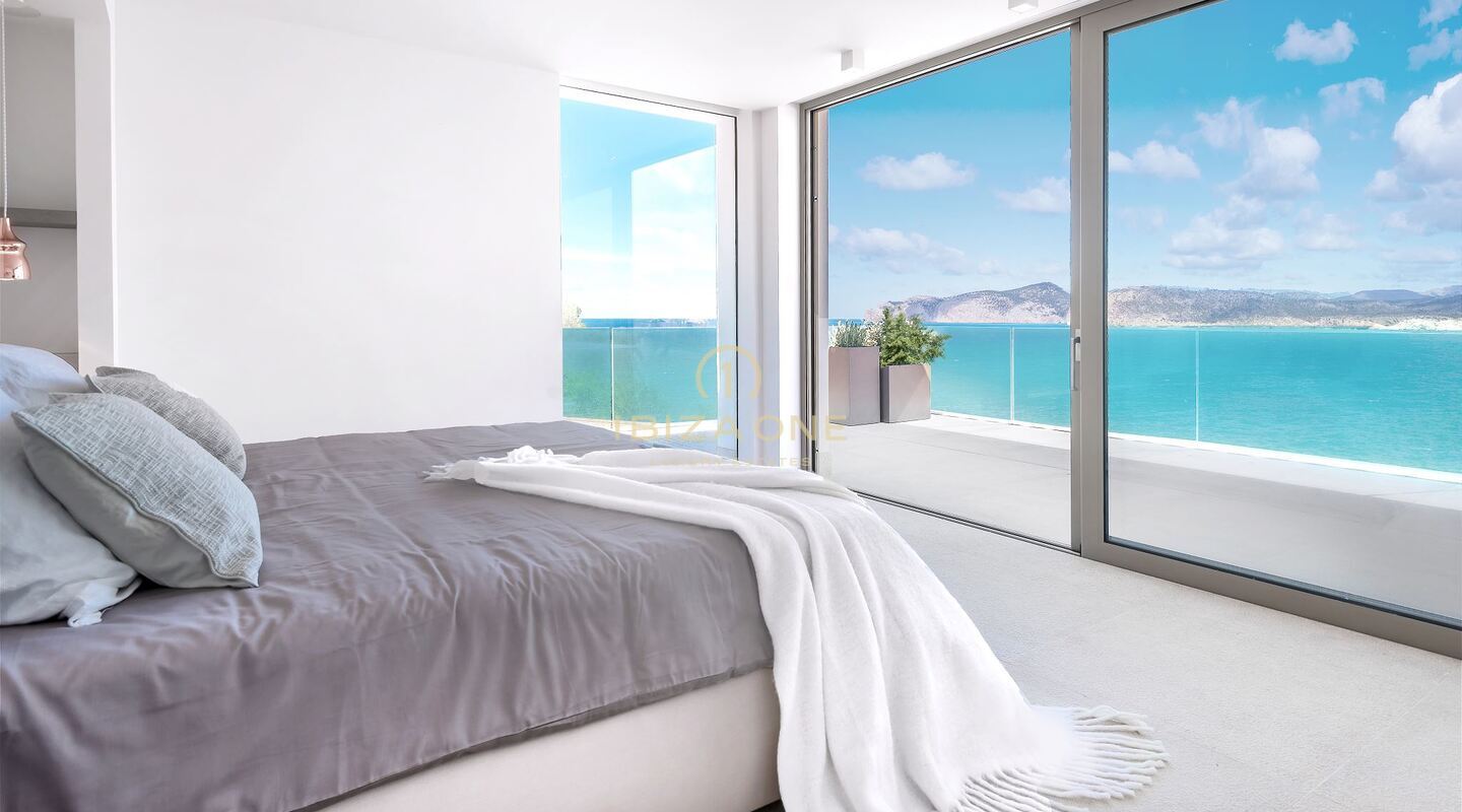 Luxe woning op de eerste lijn met apart gastenverblijf op Mallorca te koop, Mallorca - Luxe woning op de eerste lijn met apart gastenverblijf op Mallorca te huur, Mallorca
