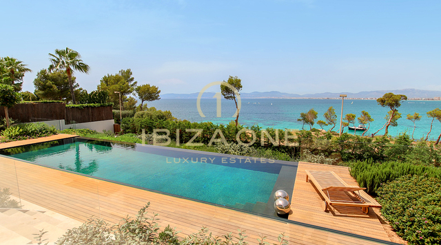 Villa de lujo de nueva construcción de arquitectura moderna en primera línea en Mallorca en venta, Mallorca - Villa de lujo de nueva construcción de arquitectura moderna en primera línea en Mallorca en alquiler, Mallorca