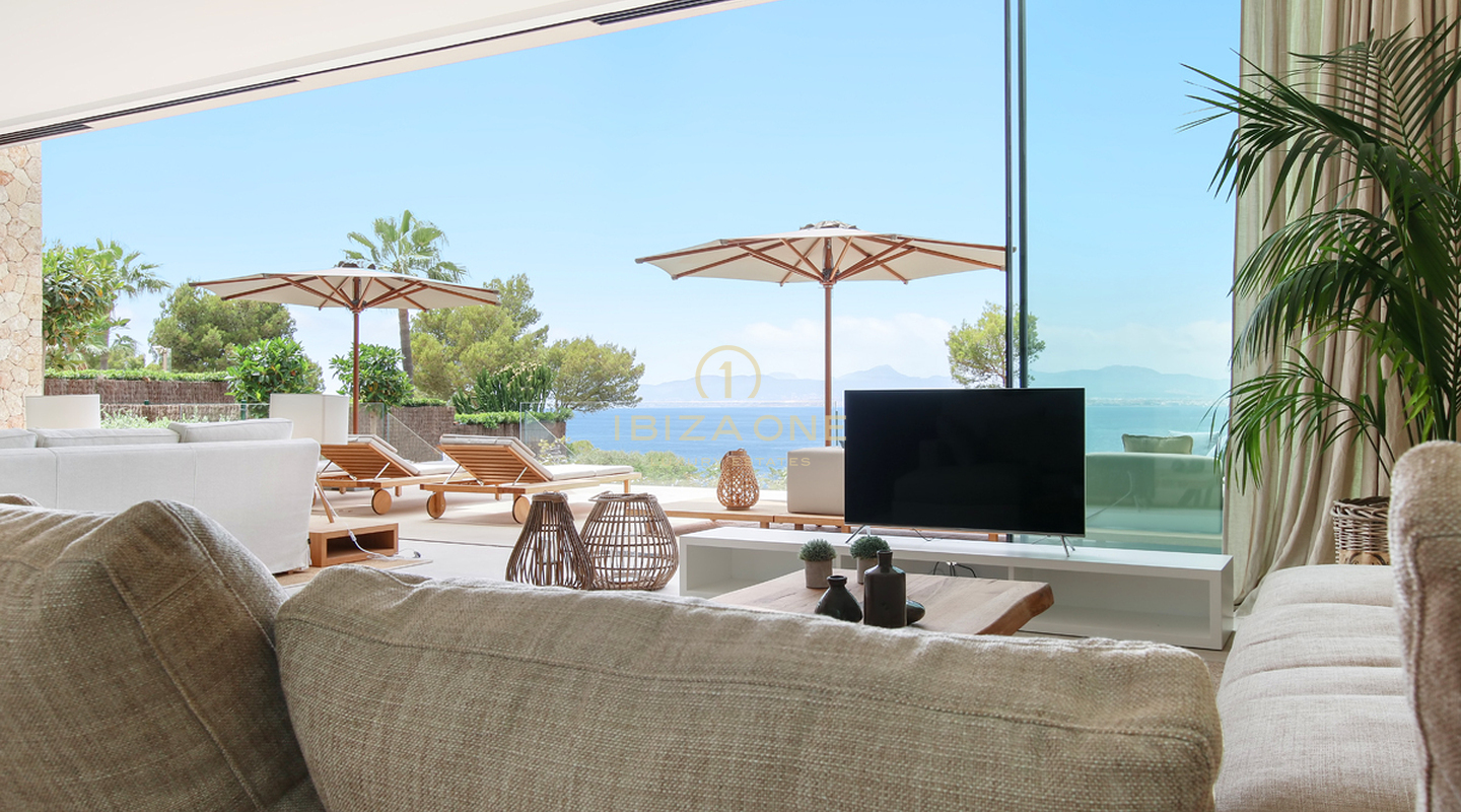 Villa di lusso di nuova costruzione in prima linea con architettura moderna in vendita a Maiorca, Maiorca - Villa di lusso di nuova costruzione in prima linea con architettura moderna in affitto a Maiorca, Maiorca