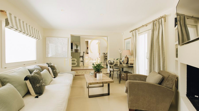 Villa in prima linea di mare con accesso al mare in affitto, Ibiza - Villa in prima linea di mare con accesso al mare in vendita, Ibiza