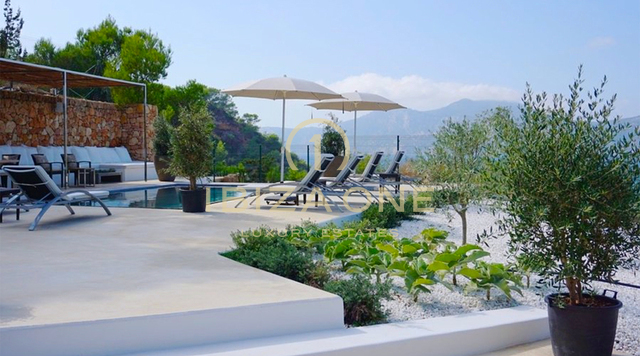 Villa in prima linea di mare con accesso al mare in affitto, Ibiza - Villa in prima linea di mare con accesso al mare in vendita, Ibiza