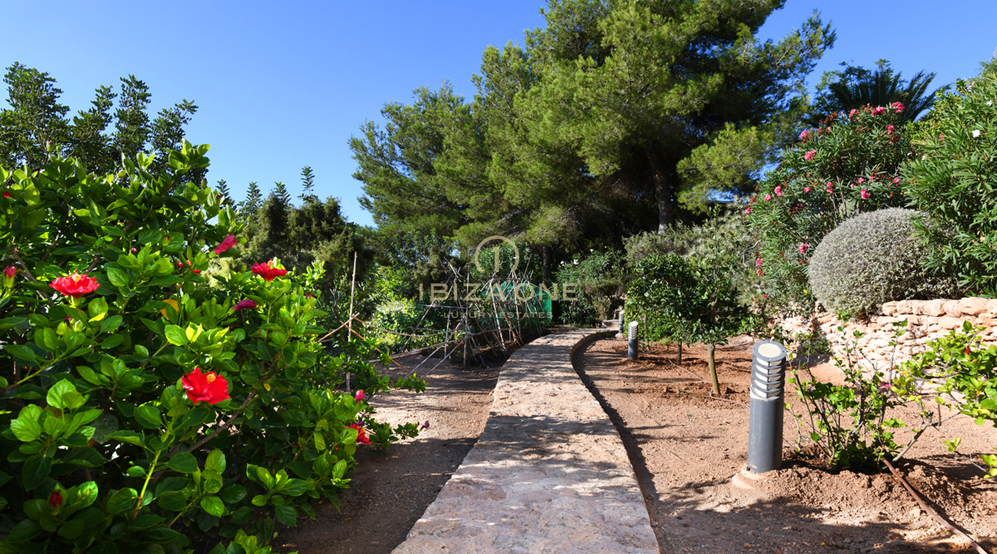 Luxe finca dichtbij Ibiza met uitzicht op zee en Dalt Vila te koop, Ibiza - Luxe finca dichtbij Ibiza met uitzicht op zee en Dalt Vila te huur, Ibiza