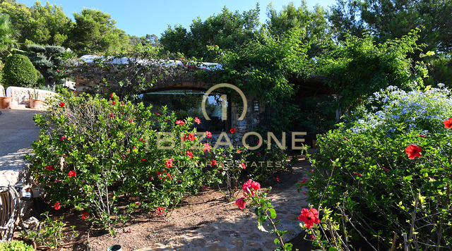 Finca di lusso vicino a Ibiza con vista sul mare e su Dalt Vila in vendita, Ibiza - Finca di lusso vicino a Ibiza con vista sul mare e su Dalt Vila in affitto, Ibiza