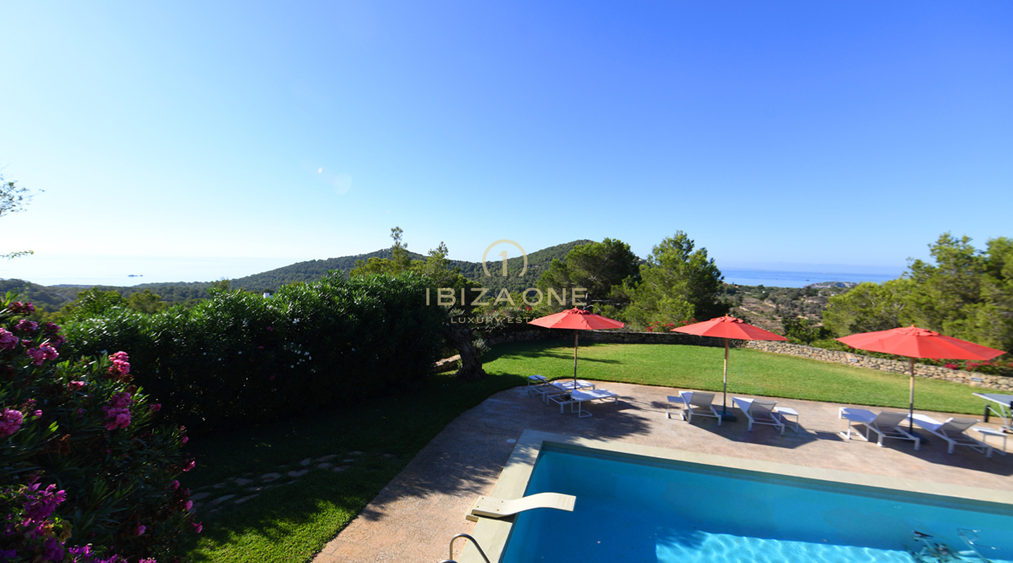 Luxe finca dichtbij Ibiza met uitzicht op zee en Dalt Vila te koop, Ibiza - Luxe finca dichtbij Ibiza met uitzicht op zee en Dalt Vila te huur, Ibiza