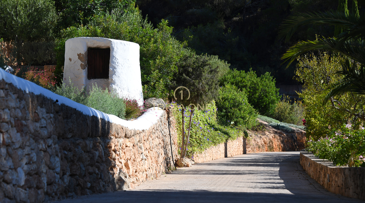 Luxus-Finca in der Nähe von Ibiza mit Meerblick und Blick auf Dalt Vila zu verkaufen, Ibiza - Luxus-Finca in der Nähe von Ibiza mit Meerblick und Blick auf Dalt Vila zu vermieten, Ibiza