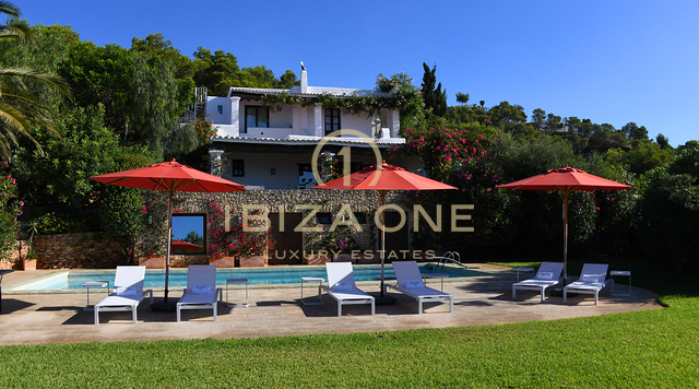 Finca di lusso vicino a Ibiza con vista sul mare e su Dalt Vila in vendita, Ibiza - Finca di lusso vicino a Ibiza con vista sul mare e su Dalt Vila in affitto, Ibiza