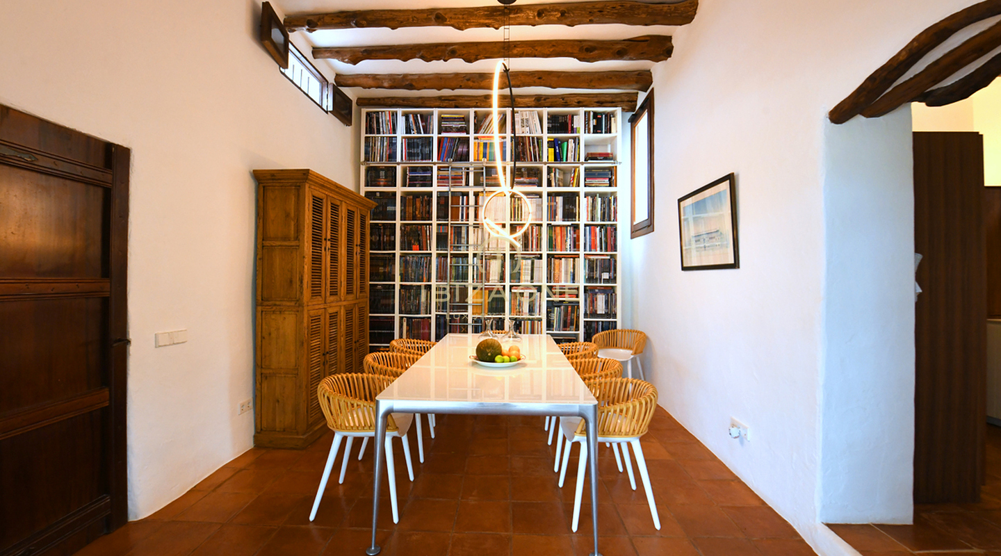 Finca de luxe près d'Ibiza avec vue sur la mer et Dalt Vila à vendre, Ibiza - Finca de luxe près d'Ibiza avec vue sur la mer et Dalt Vila à louer, Ibiza