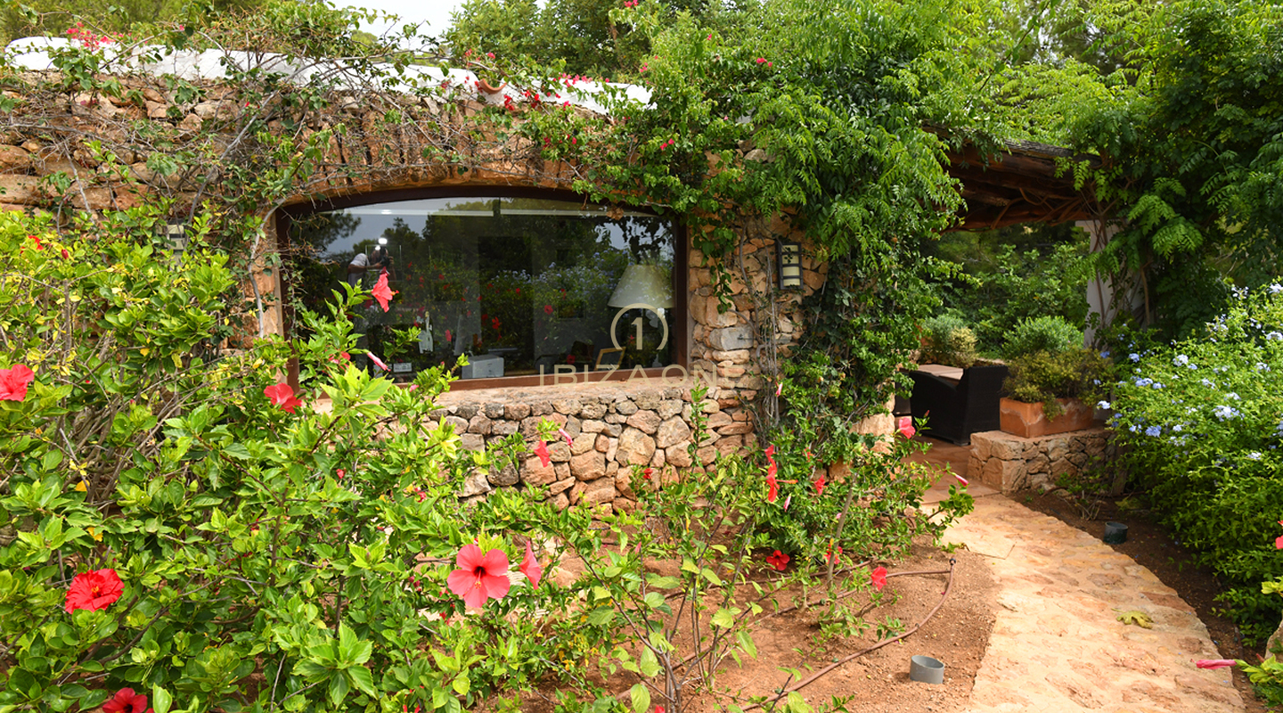 Luxus-Finca in der Nähe von Ibiza mit Meerblick und Blick auf Dalt Vila zu verkaufen, Ibiza - Luxus-Finca in der Nähe von Ibiza mit Meerblick und Blick auf Dalt Vila zu vermieten, Ibiza