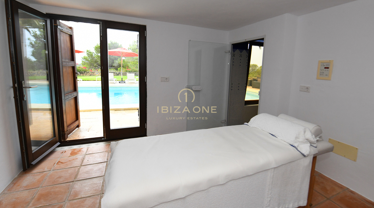 Finca di lusso vicino a Ibiza con vista sul mare e su Dalt Vila in vendita, Ibiza - Finca di lusso vicino a Ibiza con vista sul mare e su Dalt Vila in affitto, Ibiza